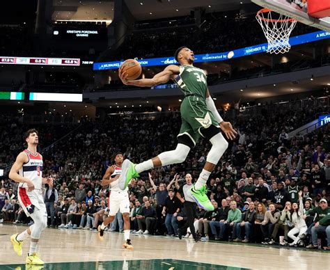 giannis antetokounmpo position